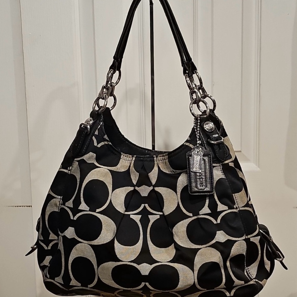 COACH Kristen Signature Canvas Hobo w/ COA